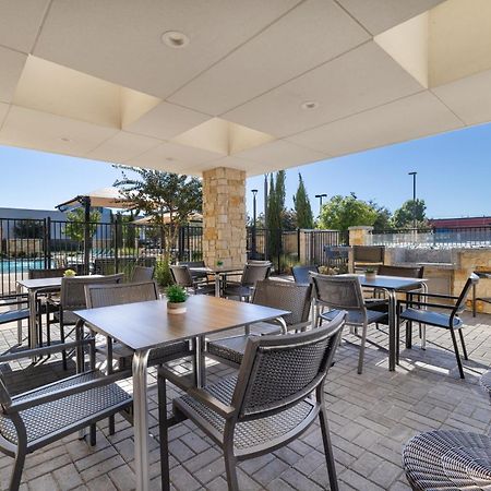 Home2 Suites By Hilton Dallas Адисън Екстериор снимка