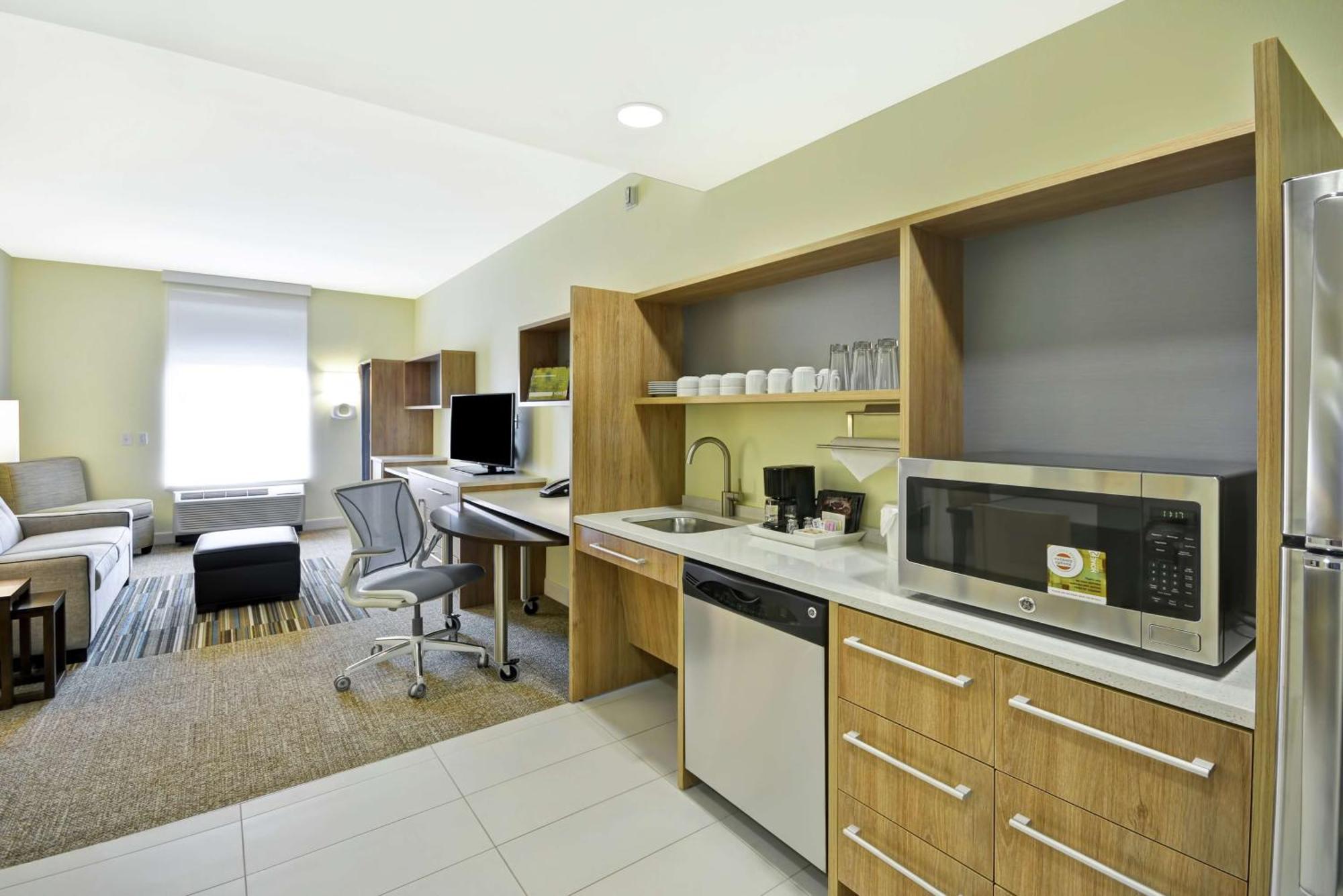 Home2 Suites By Hilton Dallas Адисън Екстериор снимка