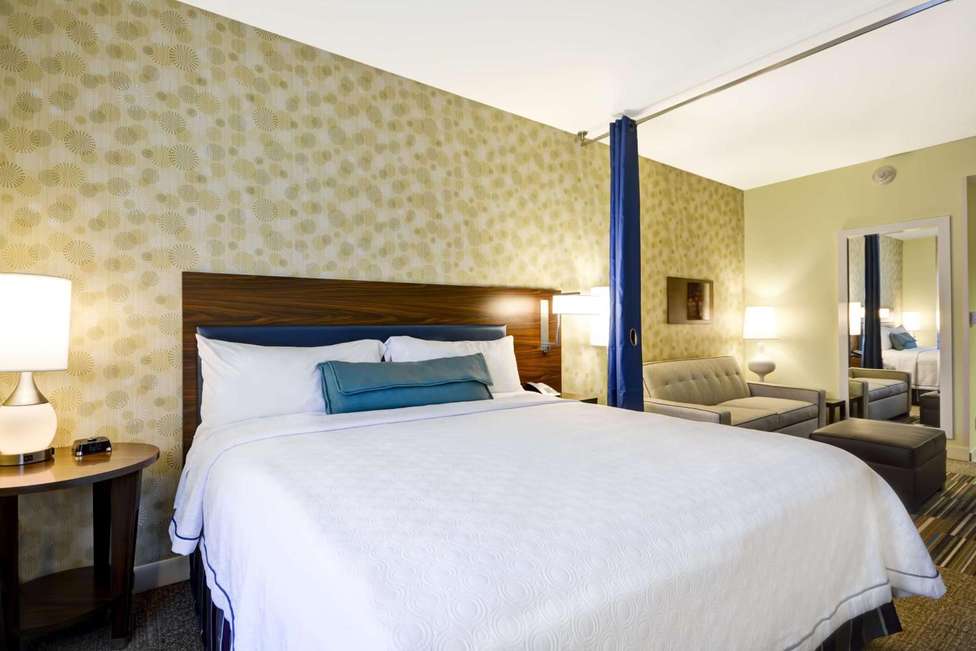 Home2 Suites By Hilton Dallas Адисън Екстериор снимка