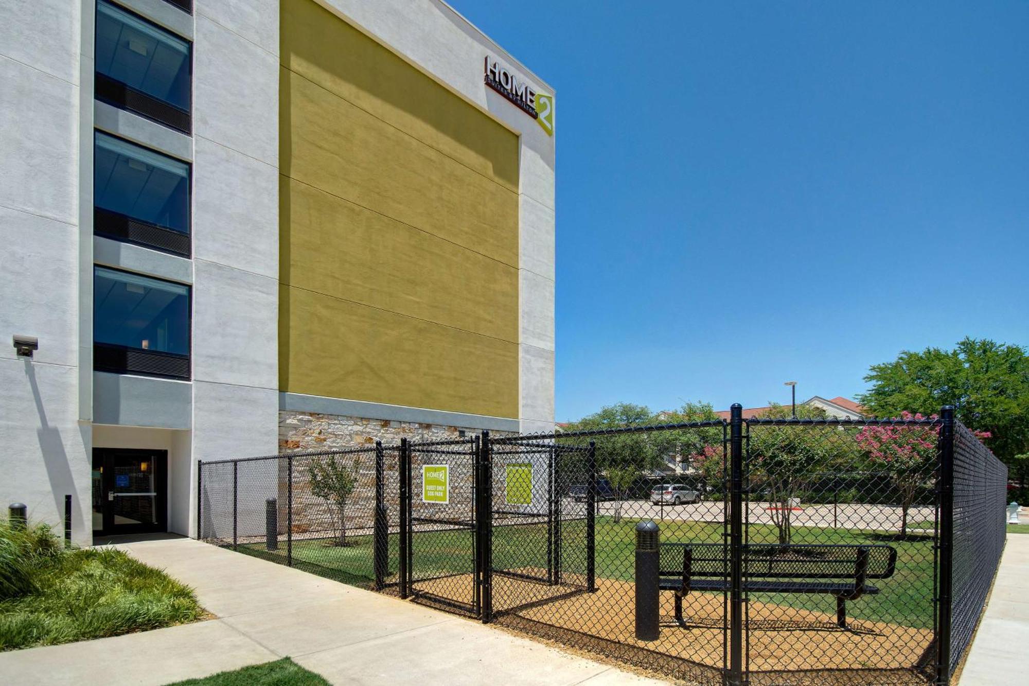 Home2 Suites By Hilton Dallas Адисън Екстериор снимка