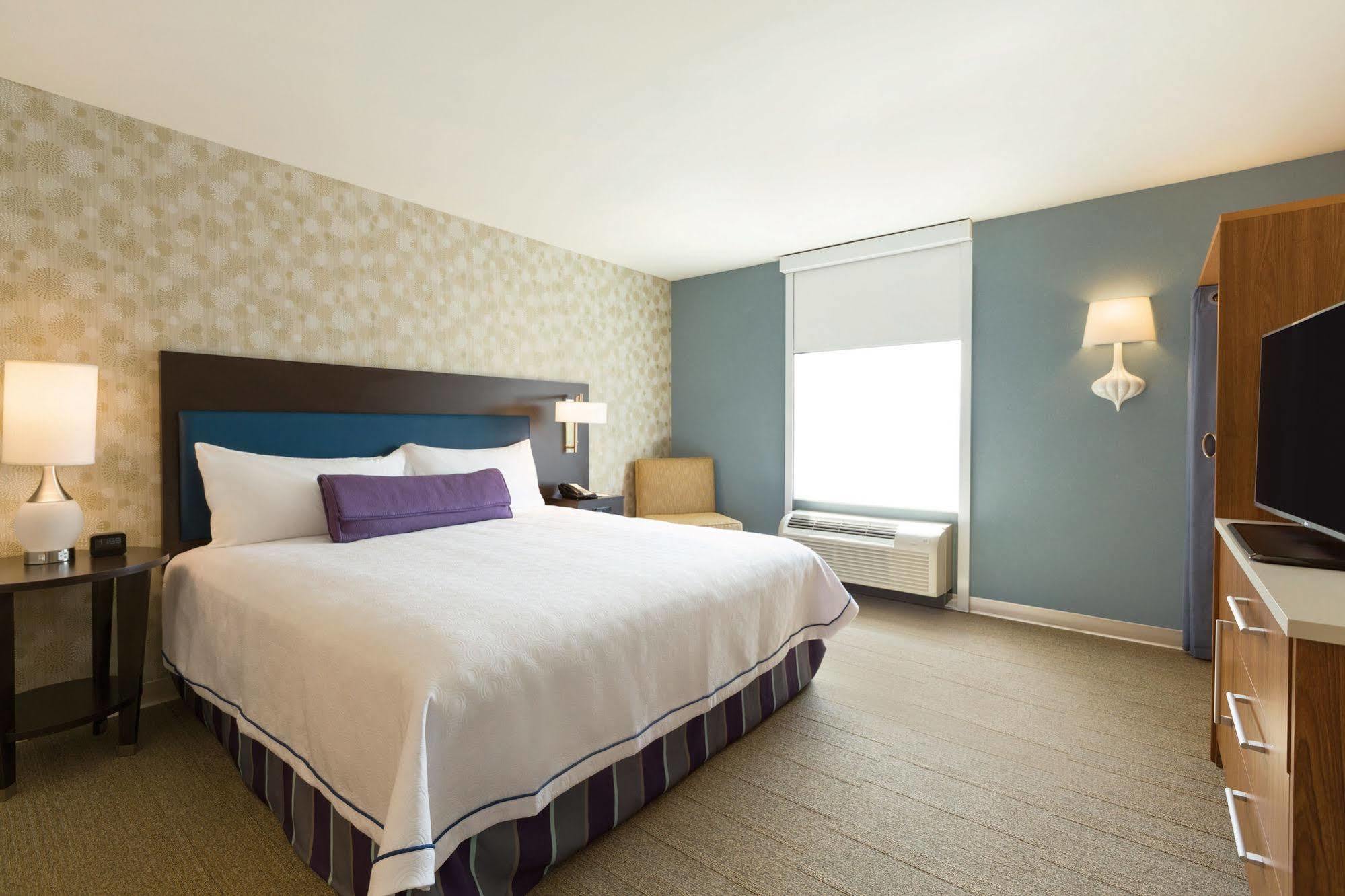 Home2 Suites By Hilton Dallas Адисън Екстериор снимка